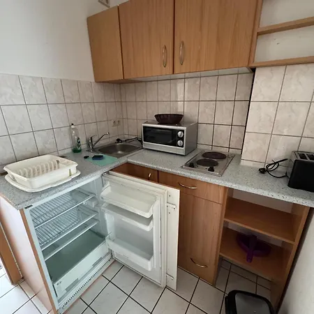 Kleine Gemuetliche Pfortnerstrasse 23 Γκέρα